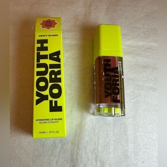 Youthforia Dewy Gloss Color- play with fire - Picture 2 of 5